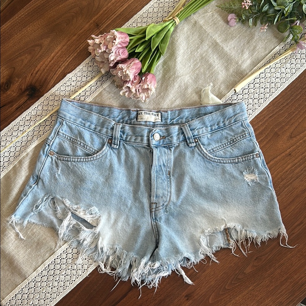Stylish Light Blue Denim Shorts